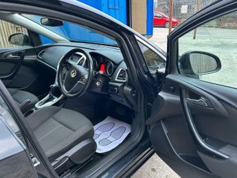 Vauxhall Astra 2.0 CDTi SRi Auto Euro 5 5dr