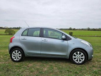 Toyota Yaris ZINC MMT