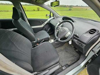 Toyota Yaris ZINC MMT