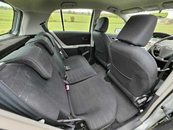 Toyota Yaris ZINC MMT