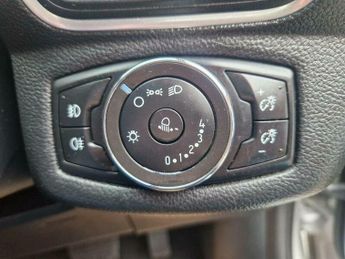Ford B-Max 1.6 Zetec Powershift Euro 5 5dr