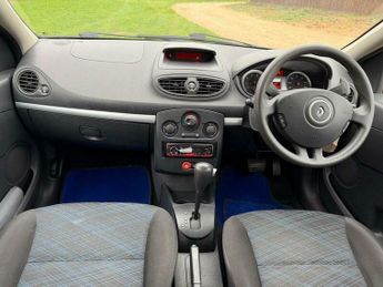 Renault Clio 1.6 VVT Expression 5dr