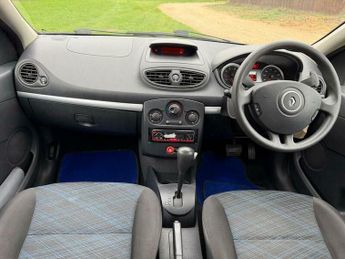 Renault Clio 1.6 VVT Expression 5dr