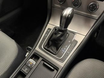 Volkswagen Golf SE TSI BLUEMOTION TECHNOLOGY DSG