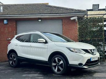 Nissan Qashqai 1.5 dCi n-tec+ 2WD Euro 5 (s/s) 5dr