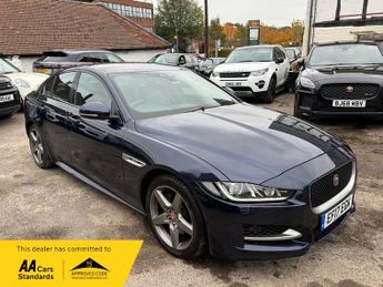 Jaguar XE R-SPORT
