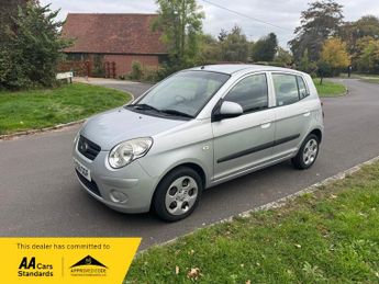 Kia Picanto CHILL Air Conditioning low mileage great first car