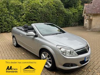 Vauxhall Astra TWIN TOP DESIGN