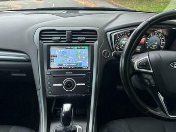 Ford Mondeo 2.0 TDCi Titanium Powershift Euro 6 (s/s) 5dr