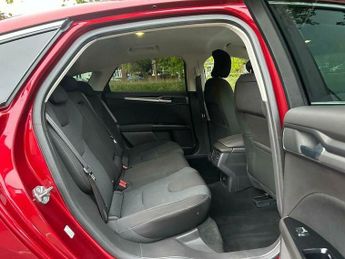 Ford Mondeo 2.0 TDCi Titanium Powershift Euro 6 (s/s) 5dr