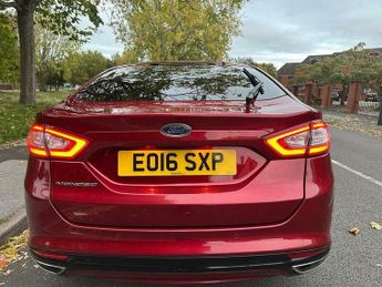 Ford Mondeo 2.0 TDCi Titanium Powershift Euro 6 (s/s) 5dr