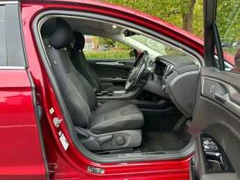 Ford Mondeo 2.0 TDCi Titanium Powershift Euro 6 (s/s) 5dr