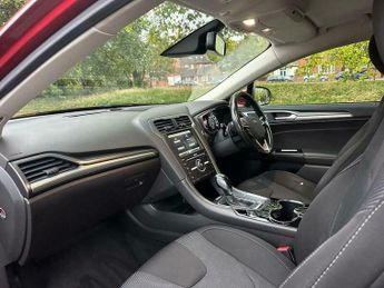 Ford Mondeo 2.0 TDCi Titanium Powershift Euro 6 (s/s) 5dr