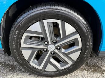 Hyundai KONA 64kWh Premium Auto 5dr 201BHP