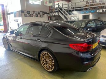BMW 5 SERIES 520d XDRIVE M SPORT