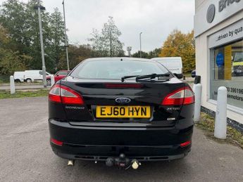 Ford Mondeo 2.0 TDCi Zetec Powershift 5dr