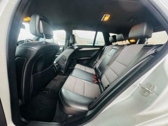 Mercedes-Benz C Class 1.8 C180 BlueEfficiency Sport Auto Euro 5 5dr