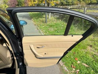 BMW 3 SERIES 2.0 320i SE Auto Euro 4 4dr