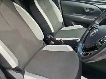 Toyota AYGO 1.0 VVT-i x-press x-shift Euro 6 5dr