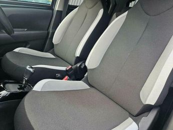 Toyota AYGO 1.0 VVT-i x-press x-shift Euro 6 5dr