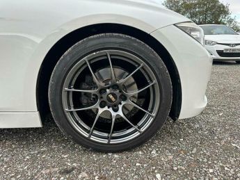 BMW 3 SERIES 2.0 320i SE Saloon 4dr Petrol Auto Euro 5 (s/s) (184 ps)