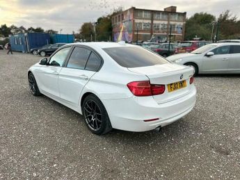 BMW 3 SERIES 2.0 320i SE Saloon 4dr Petrol Auto Euro 5 (s/s) (184 ps)