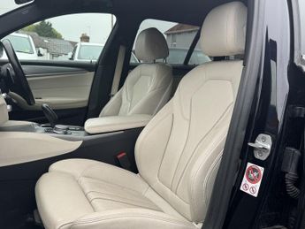 BMW 5 SERIES 2.0 520d M Sport Touring 5dr Diesel Auto Euro 6 (s/s) (190 ps)