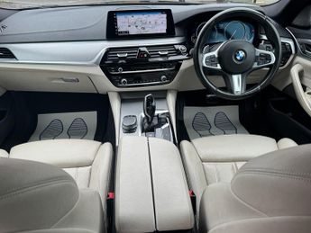 BMW 5 SERIES 2.0 520d M Sport Touring 5dr Diesel Auto Euro 6 (s/s) (190 ps)