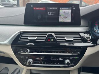 BMW 5 SERIES 2.0 520d M Sport Touring 5dr Diesel Auto Euro 6 (s/s) (190 ps)