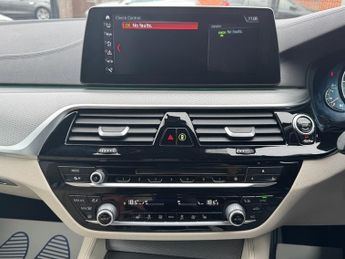 BMW 5 SERIES 2.0 520d M Sport Touring 5dr Diesel Auto Euro 6 (s/s) (190 ps)