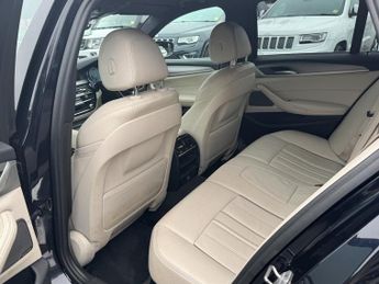 BMW 5 SERIES 2.0 520d M Sport Touring 5dr Diesel Auto Euro 6 (s/s) (190 ps)