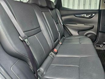 Nissan Qashqai 1.6 dCi Tekna XTRON 2WD Euro 6 (s/s) 5dr