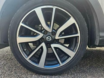 Nissan Qashqai 1.6 dCi Tekna XTRON 2WD Euro 6 (s/s) 5dr