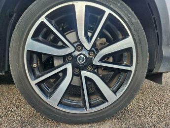 Nissan Qashqai 1.6 dCi Tekna XTRON 2WD Euro 6 (s/s) 5dr