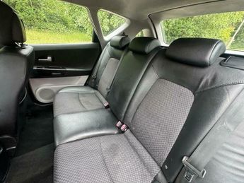 Kia Ceed 1.6 LS 5dr (ESP)