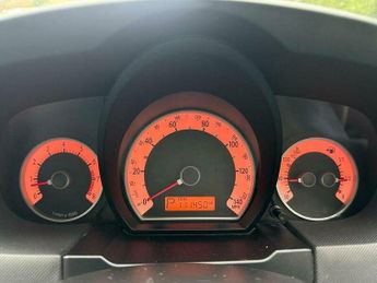Kia Ceed 1.6 LS 5dr (ESP)