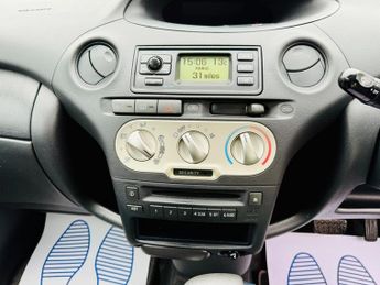 Toyota Yaris VVTI T SPIRIT