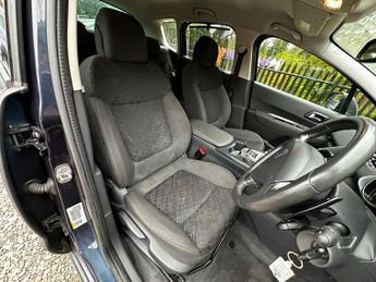 Peugeot 3008 HDI ACTIVE