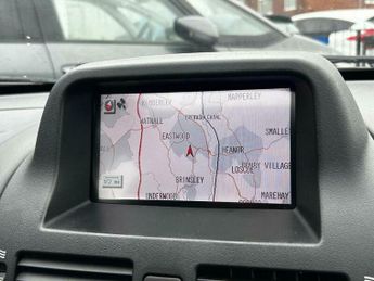 Nissan Almera 1.8 SVE 5dr