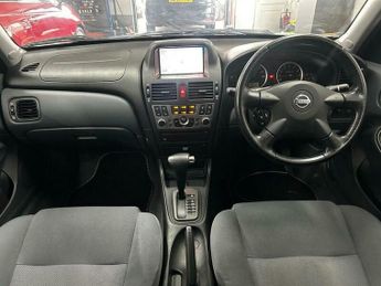 Nissan Almera 1.8 SVE 5dr