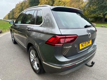 Volkswagen Tiguan 2.0 TDI SEL DSG 4Motion Euro 6 (s/s) 5dr