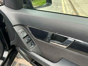 Mercedes C Class C180 KOMPRESSOR BLUEEFFICIENCY SPORT