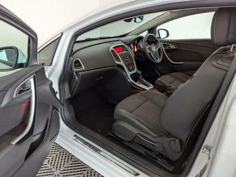 Vauxhall Astra GTC 1.4T SRi Auto Euro 5 3dr