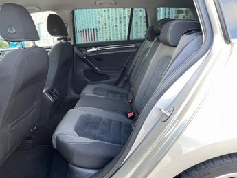 Volkswagen Golf GT 2.0 TDI BLUEMOTION TECHNOLOGY DSG