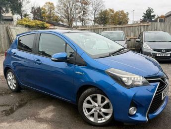 Toyota Yaris 1.5 VVT-h Excel E-CVT Euro 6 5dr (15in Alloy)