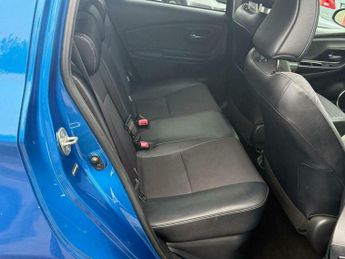 Toyota Yaris 1.5 VVT-h Excel E-CVT Euro 6 5dr (15in Alloy)