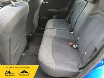 Honda Jazz I-VTEC ES Auto