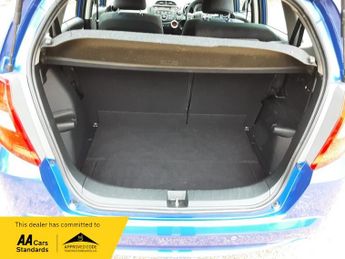 Honda Jazz I-VTEC ES Auto