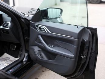 BMW  EDRIVE40 M SPORT