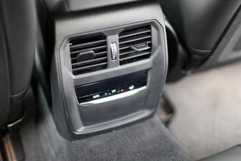 BMW  EDRIVE40 M SPORT